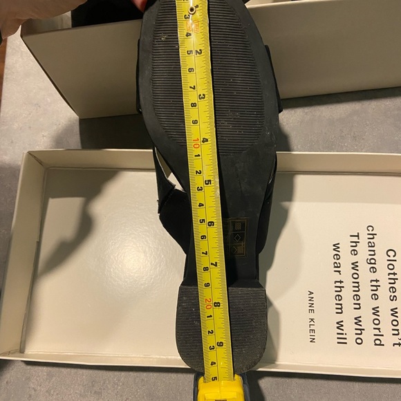 Anne Klein black suede mules size 7 - Picture 6 of 7